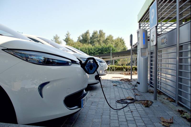Borne de recharge pour véhicule électrique à Marseille